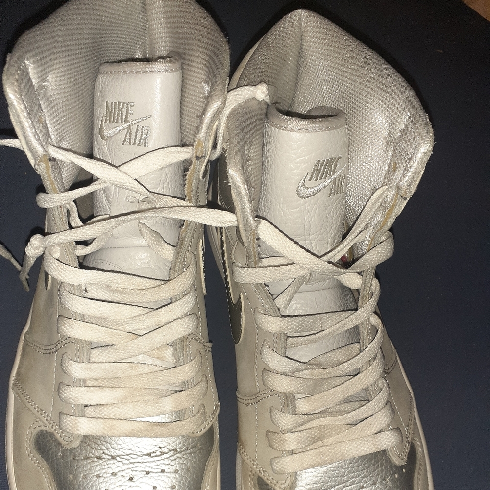 Air Jordan neutral Grey size 12